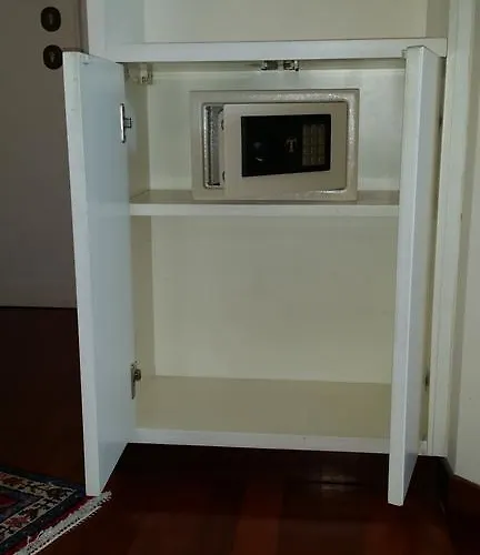 梵蒂冈罗马套房度假屋 *